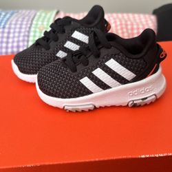 Toddler Adidas Size 3k 