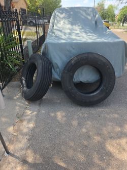 Truck tires semi