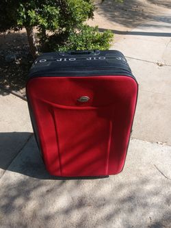 !! Suitcase 30 in Height