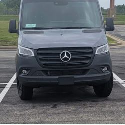 Mercedes Benz Sprinter 