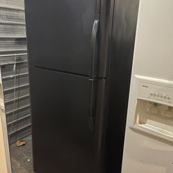Black refrigerator works great we sell them all the time delivery extra