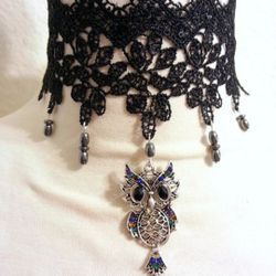 New Handmade Lace Choker with Owl