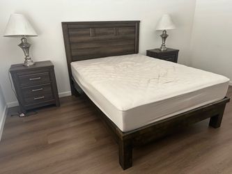 Queen Bedroom set