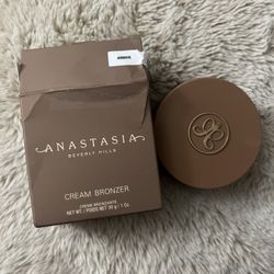 Anastasia Beverly Hills Cream Bronzer in Amber Full Size 1 oz