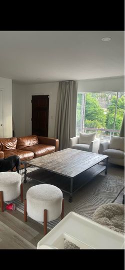 Restoration hardware table