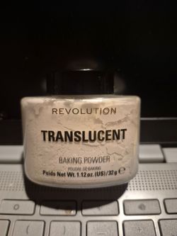 Revolution Translucent Baking Powder 32g
