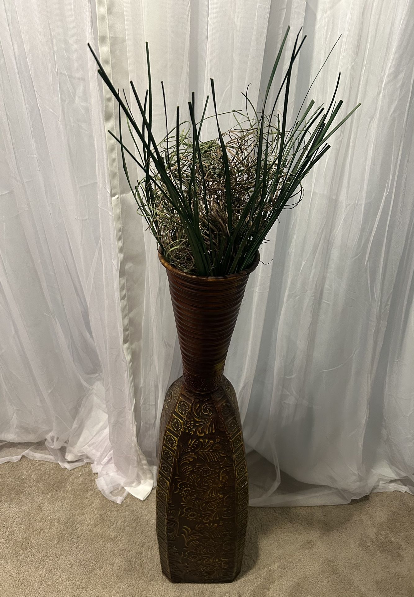 Decorative metal vase