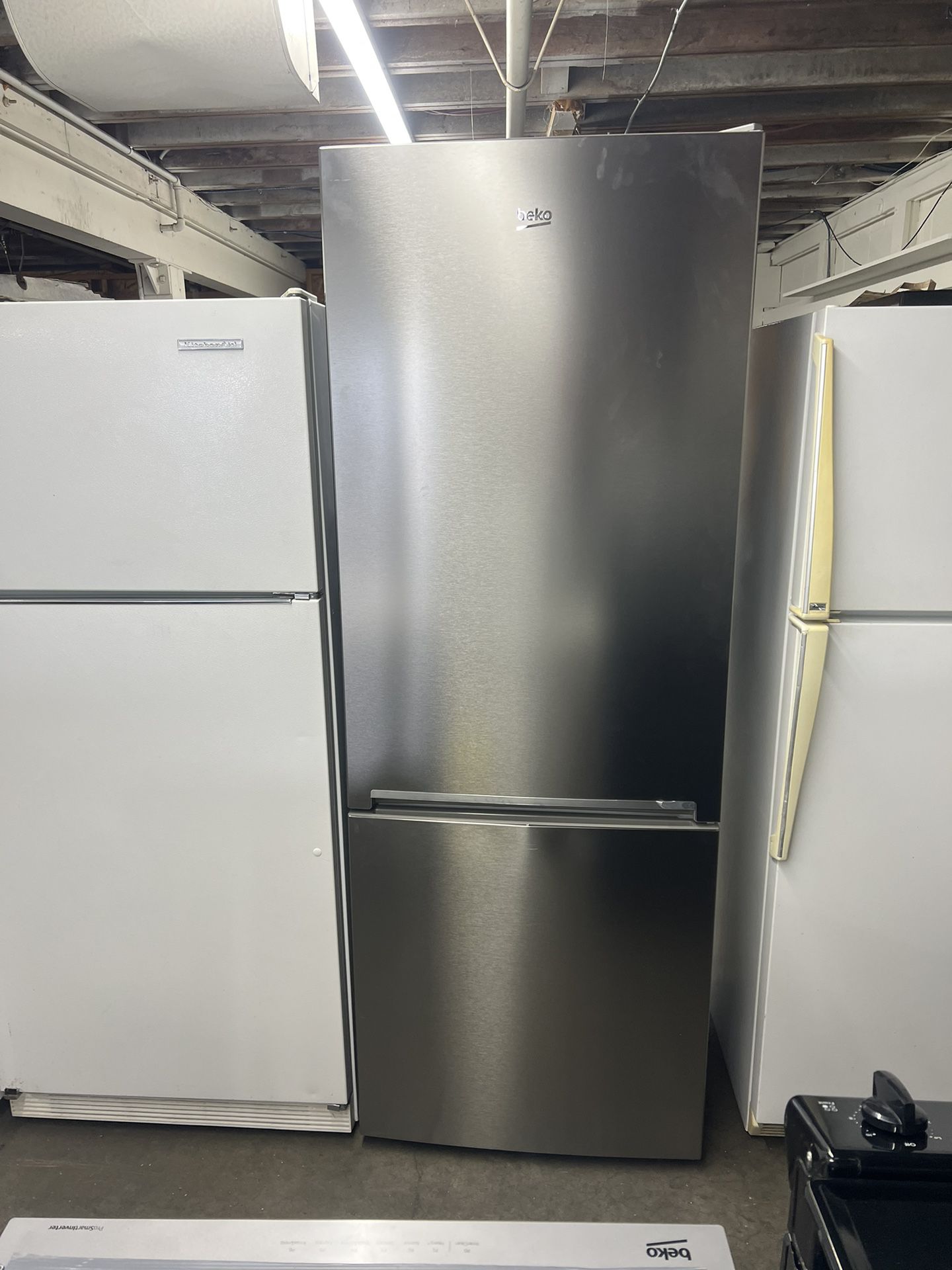 Scratch/Dent New - Beko Refrigerator MSRP $2399