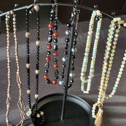 Heavy Stone Jewelry Necklaces And Stand