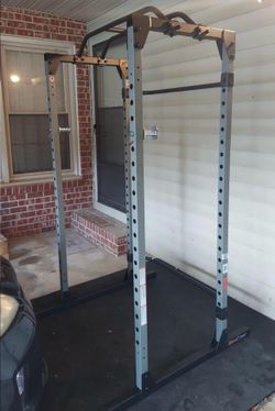 Squat rack