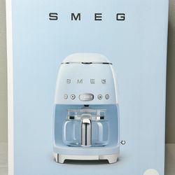 SMEG DCF02WHUS White Drip Coffee Maker 50’s Retro Style NEW In Box