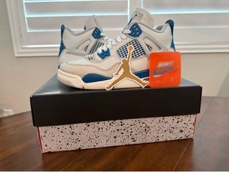 Jordan 4 military blue size 6