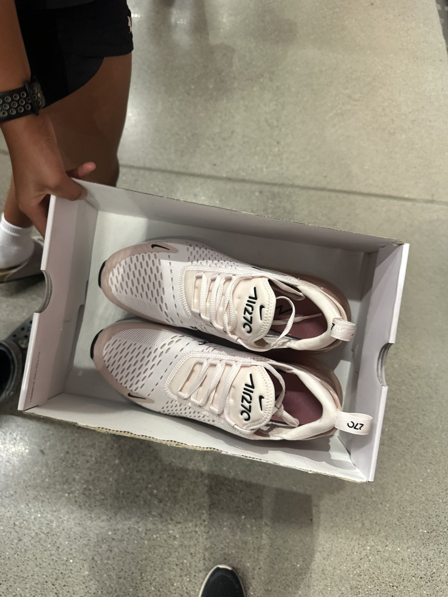 Women’s Nike 270