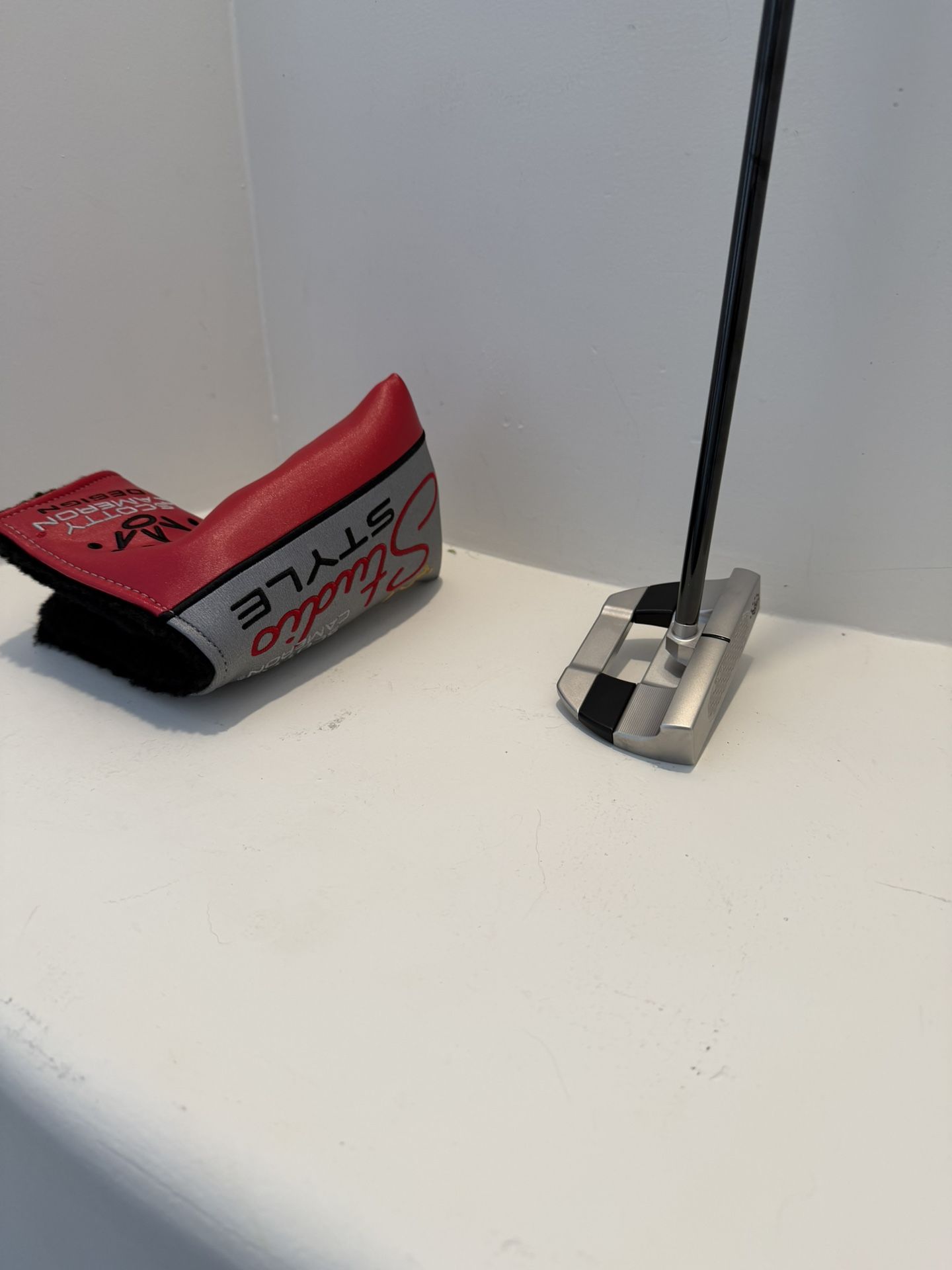 BRAND NEW! Scotty Cameron Studio Style Fastback OC- 35”