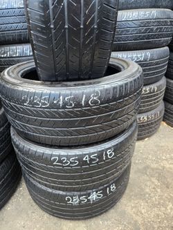 Set of tires Bridgestonee 235/45/18 for toyota camry Nissan altima