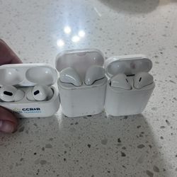 Three earphones Air Airpods 