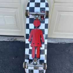 Girl brandSkateboard with Independent Trucks Checkerboard Complete