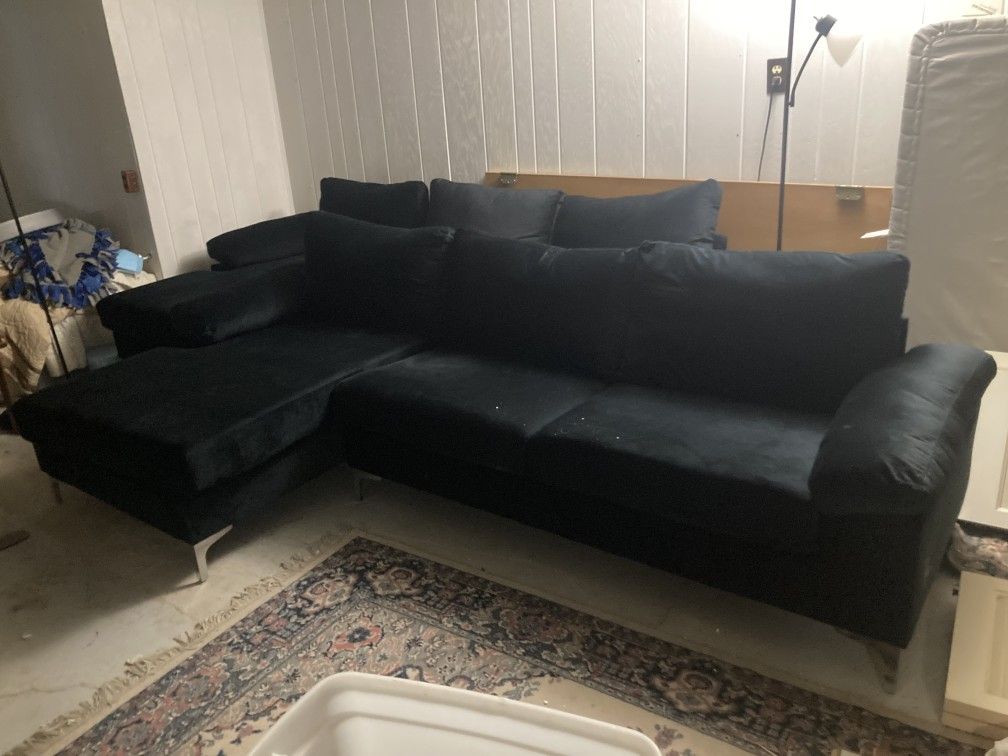 Amreena 101" Wide Left-Hand Facing Sofa & Chaise - Black