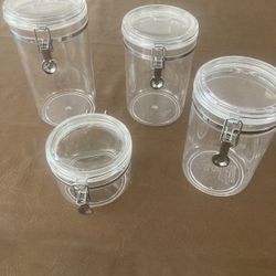4 OGGI Acrylic storage containers