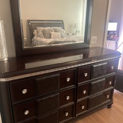 Bedding / Dresser For Sale 