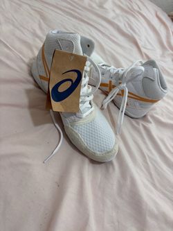ASICS Wrestling Shoes – Unisex Size 5.5