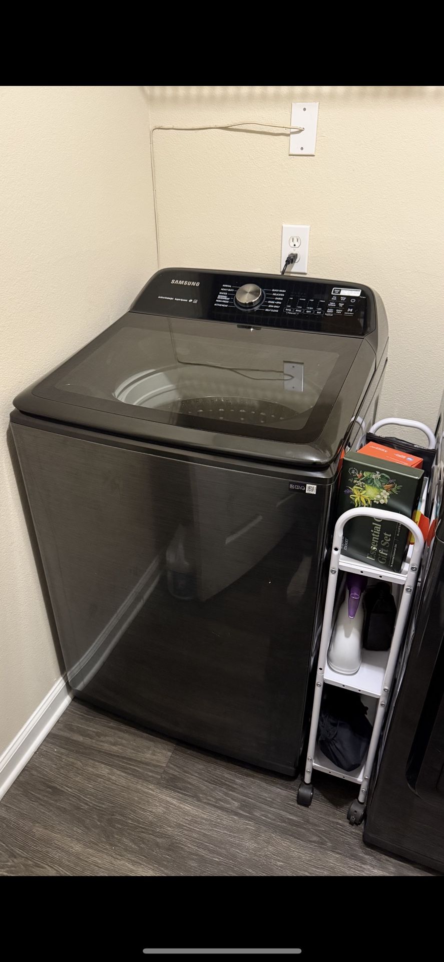 Samsung Smart Washer & Dryer Set –Like New!