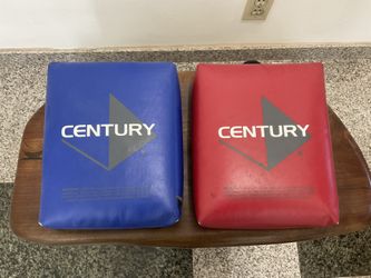 Century Blocker And 2 Target Pads