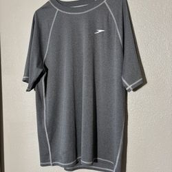 Speedo T shirt Activewear size Large 