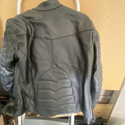 Woman’s Motorcycle Leather Jacket Size L 