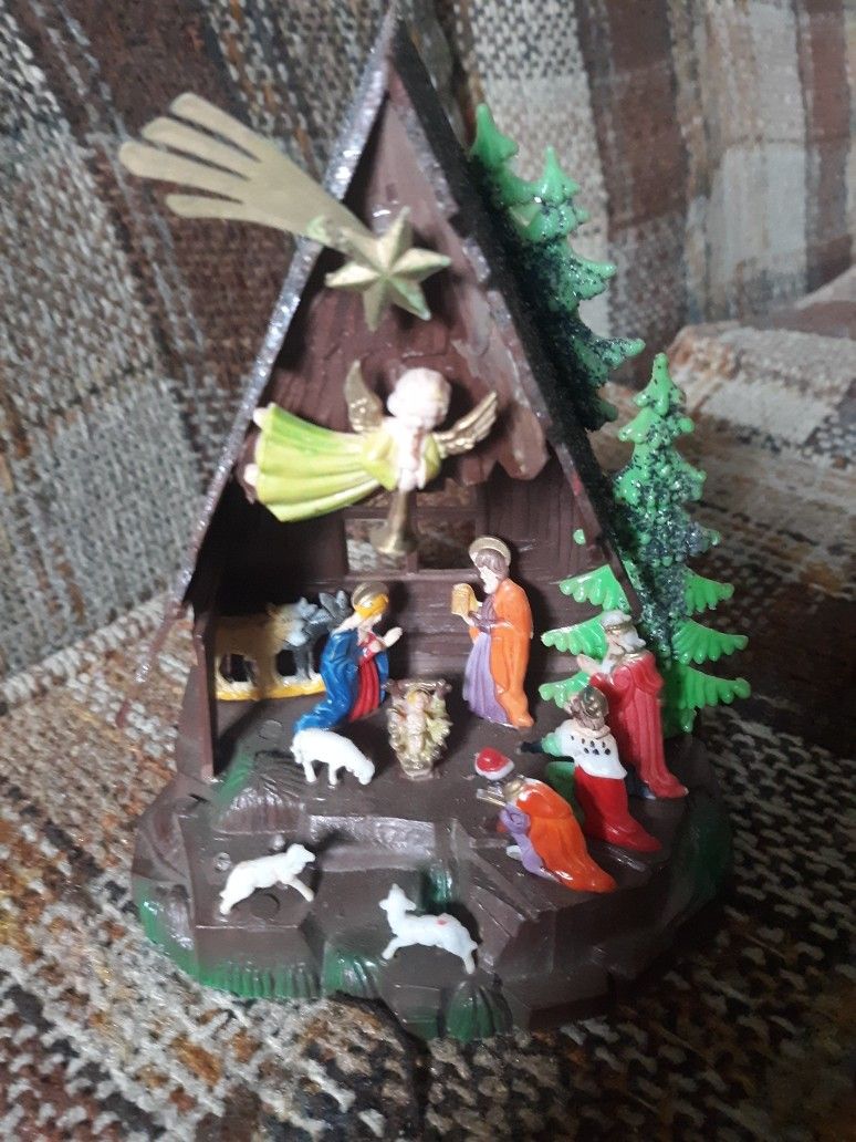 Vintage Nativity Ornament