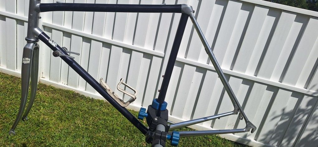 VITUS 979 FRAME W FORK- EARLY/MID 90'S