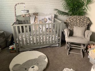 Graco Grow with me Gray Wood Baby Crib