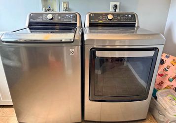 LG DirectDrive Washer and SensorDry Dryer Set extra large capacity