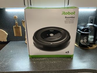 Roomba e5 / New