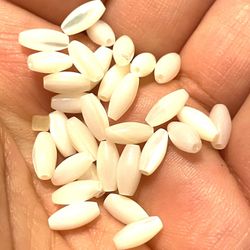 Lot Of 135 Mother Of Pearl Beads