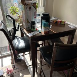 Dining Table w/ Chairs