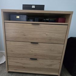 Modern Wood Dresser – 3 Drawer + Shelf
