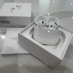 Apple AirPods 4 with Active Noise Cancellation