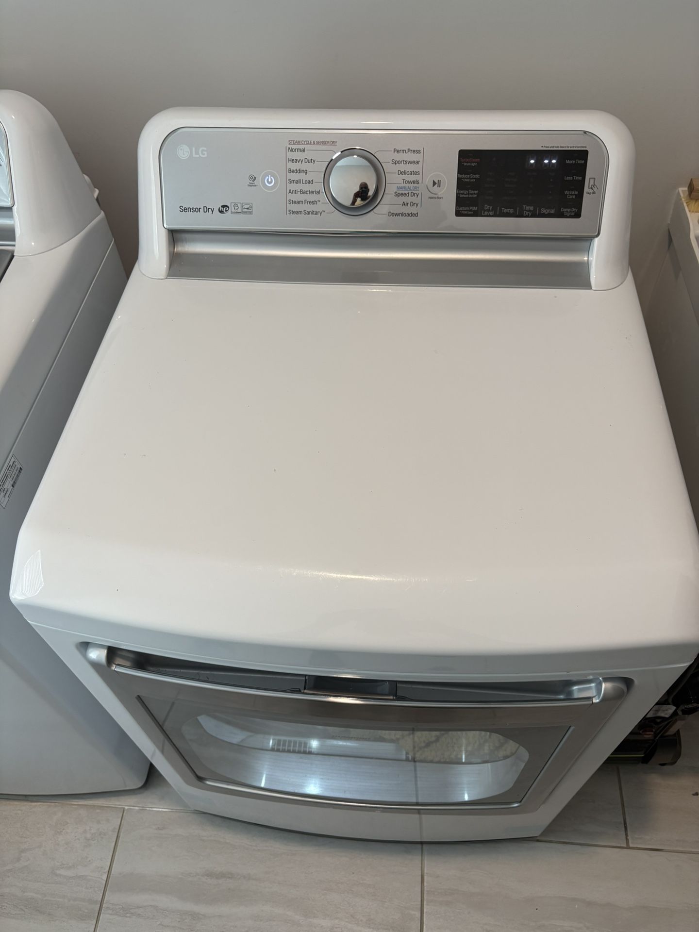 LG - Dryer
