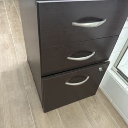 3 Drawer Cherry Wood Filing Cabinet With Key