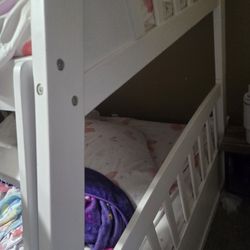 Bunk Bed ***FREE***