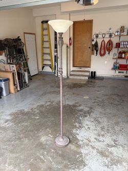 Touchier Lamp