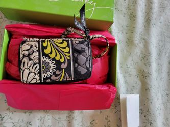 Vera Bradley All In One Wristlet