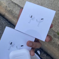 AirPods Pros
