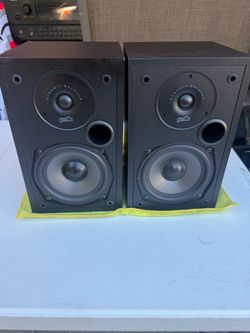 Polk audio bookshelf speakers