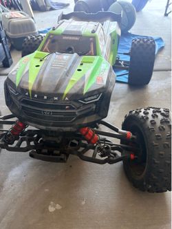 Kration 8s RC Car
