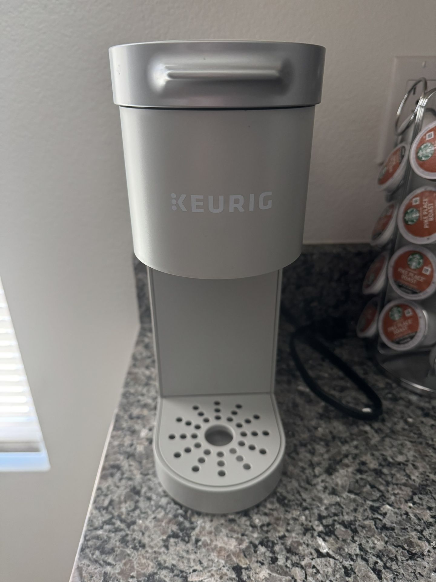 Keurig Coffee Maker (Gray)
