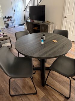 Dining Table With 4 Chairs