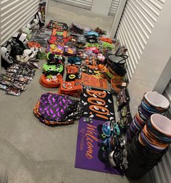 Halloween Costumes, Mask, Dog Accessories, Make Up, Wigs, Bags, Buckets, Floor Mats & More 