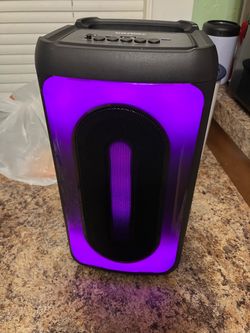 Medium size color changing bluetooth speaker